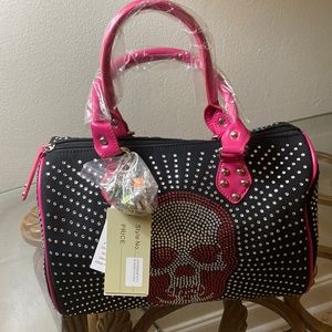 Ladies Across the Shoulder Hand Bag.